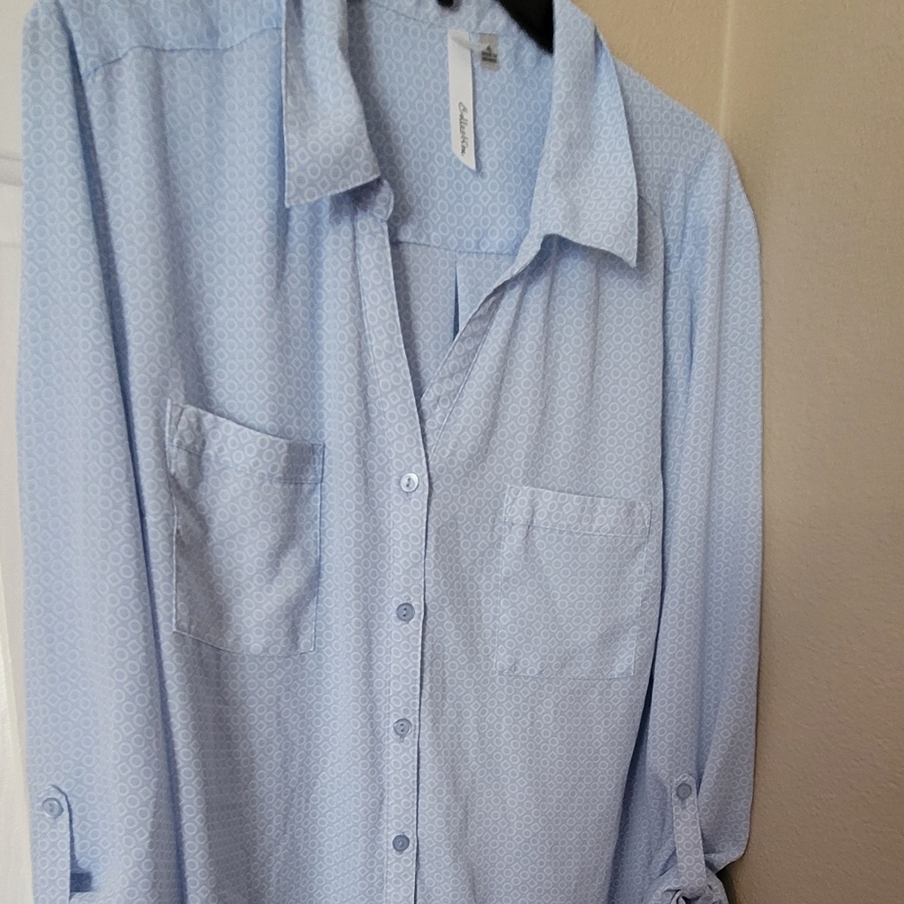 Blue Button Up Blouse 💙